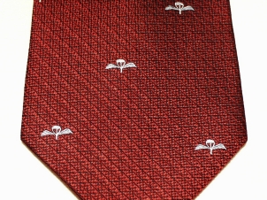 Parachute Regiment non crease silk crested tie - Click Image to Close